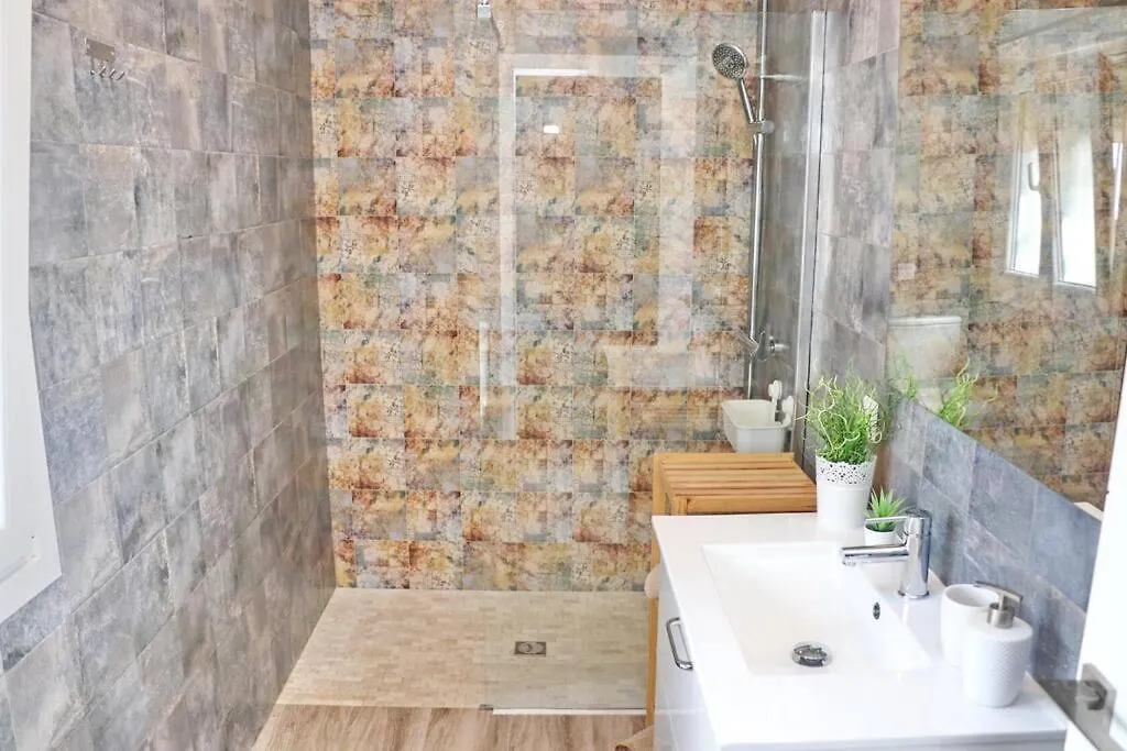 Apartamentos Rurales كونيل ذي لا فرونتيرا