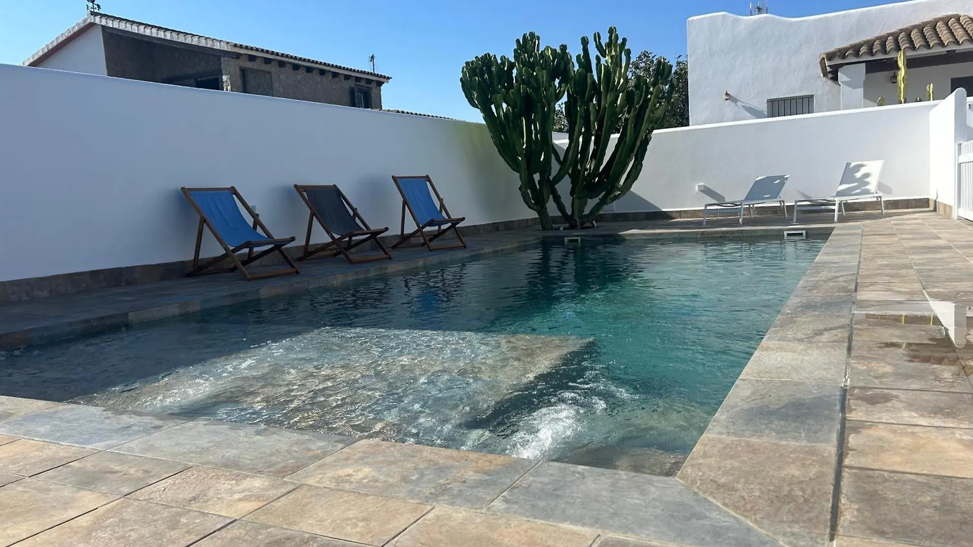 شقة Apartamentos Rurales كونيل ذي لا فرونتيرا